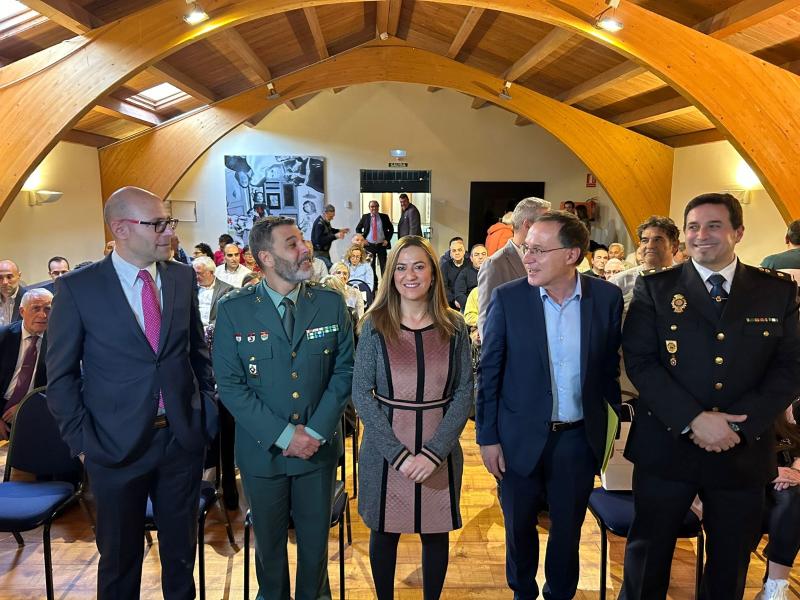 Virginia Barcones informa a los alcaldes de Zamora de los servicios que prestan las distintas áreas del Gobierno de España en la provincia y cómo acceder a ellos