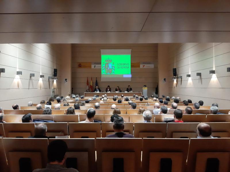 La Subdelegación del Gobierno informa a los alcaldes de Salamanca de los servicios que prestan las distintas áreas del Gobierno de España en la provincia y cómo acceder a ellos